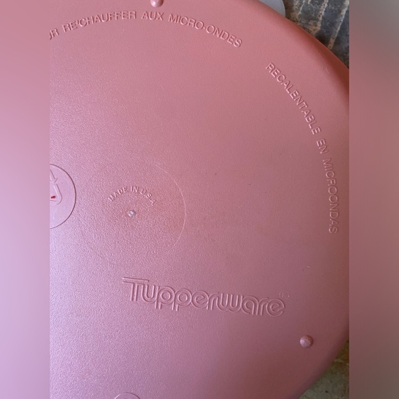 Tupperware - Picture 7 of 14